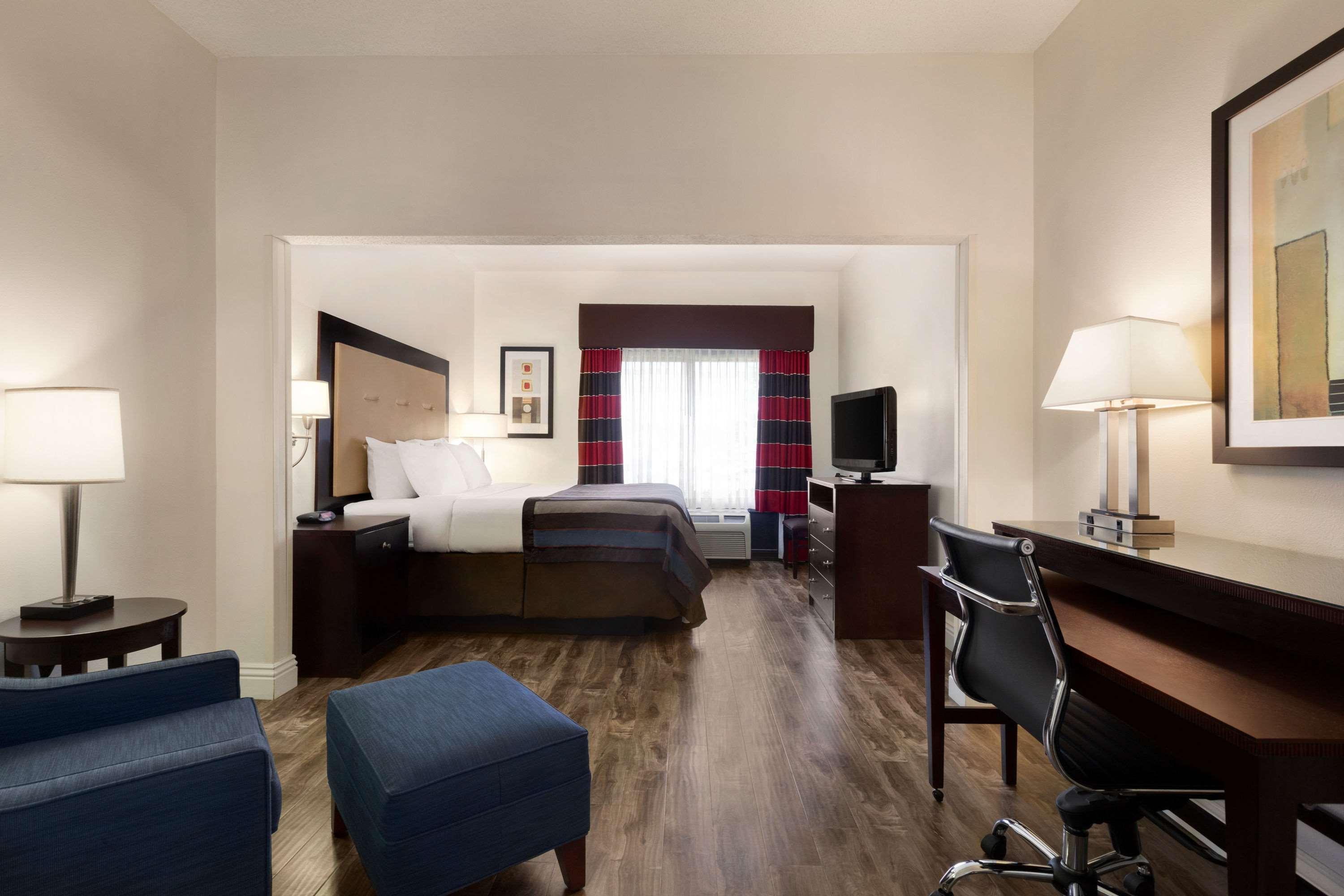 Wingate By Wyndham Montgomery Dış mekan fotoğraf