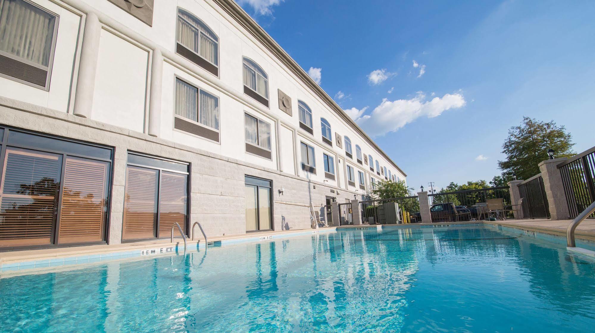Wingate By Wyndham Montgomery Dış mekan fotoğraf